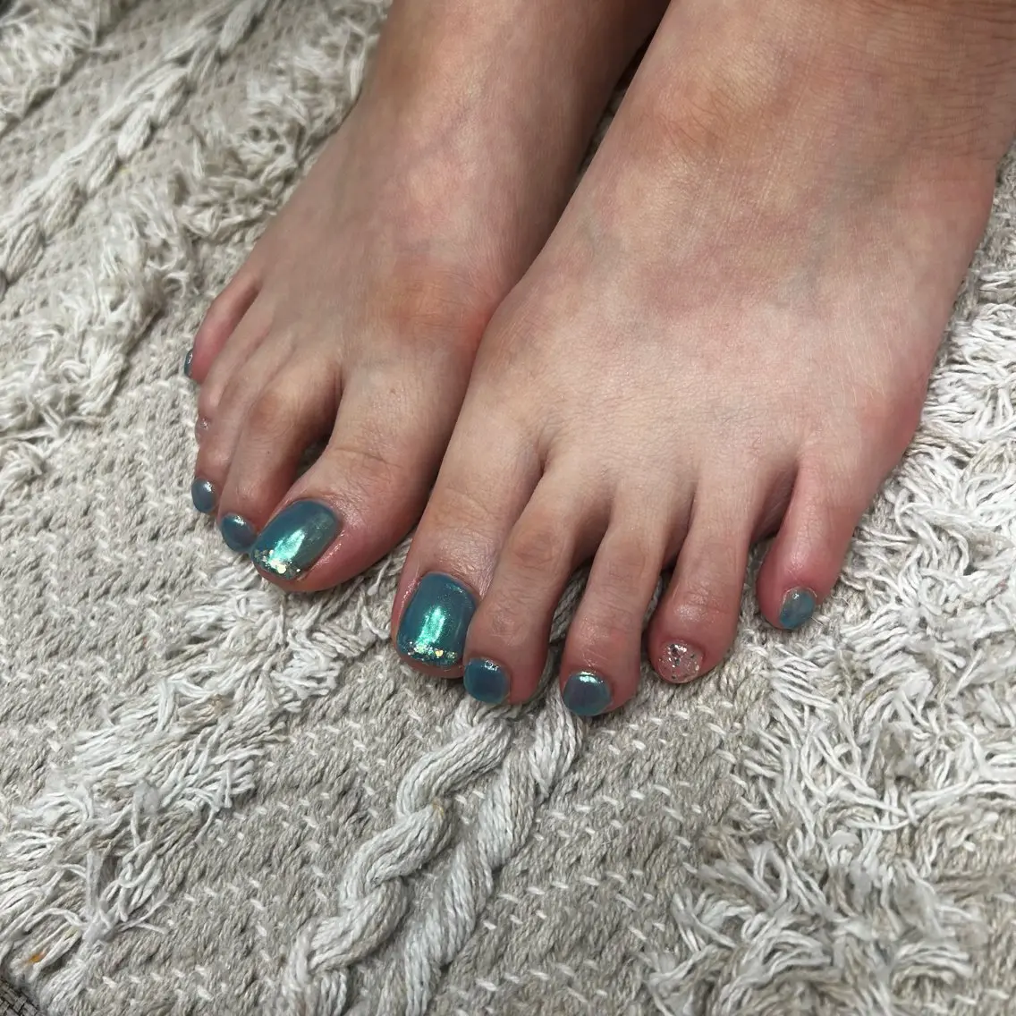 ネイル ブルー フットネイル maninail makiのネイルデザイン