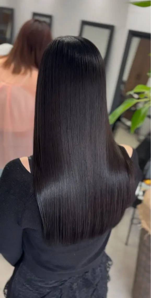 ロング ヘアカラー 縮毛矯正 トリートメント クリヤマ ヒシギのヘアスタイル