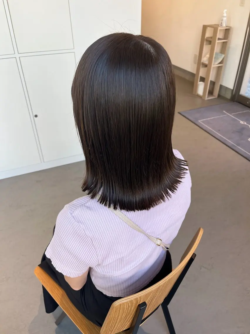 ミディアム 伸ばしかけ 外ハネヘア カット ヘアカラー トリートメント 野口 夏帆のヘアスタイル