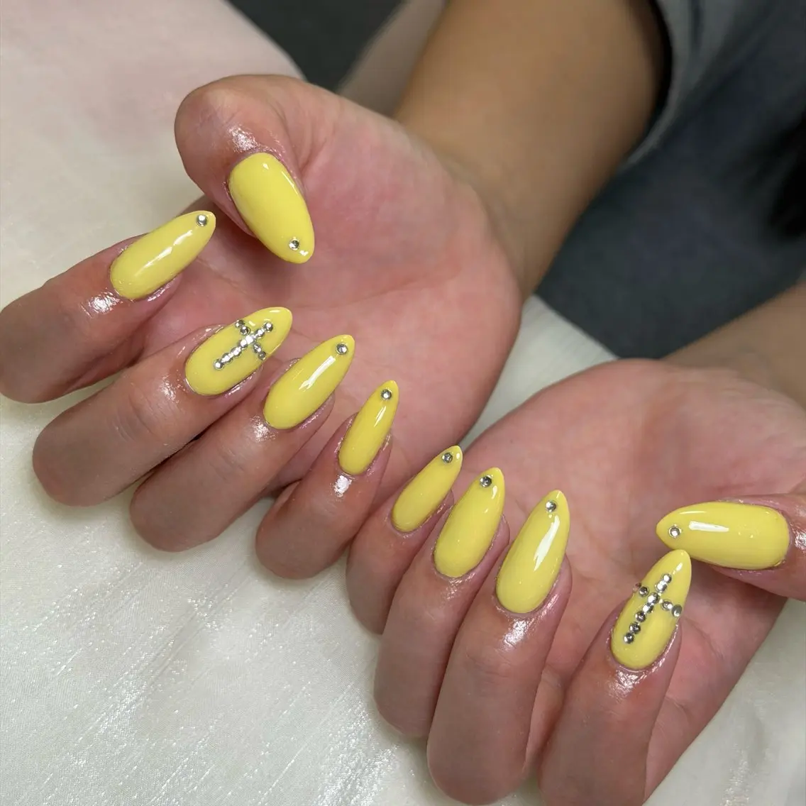 ネイル オーロラネイル 長さ出し フラッシュネイル フレンチネイル ジェルネイル Michi Nail Staffのネイルデザイン