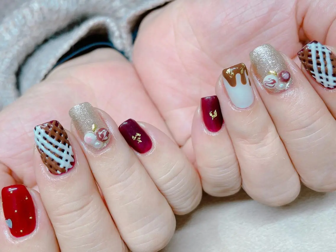 ネイル バレンタイン nail salon Ni-i-naのネイルデザイン