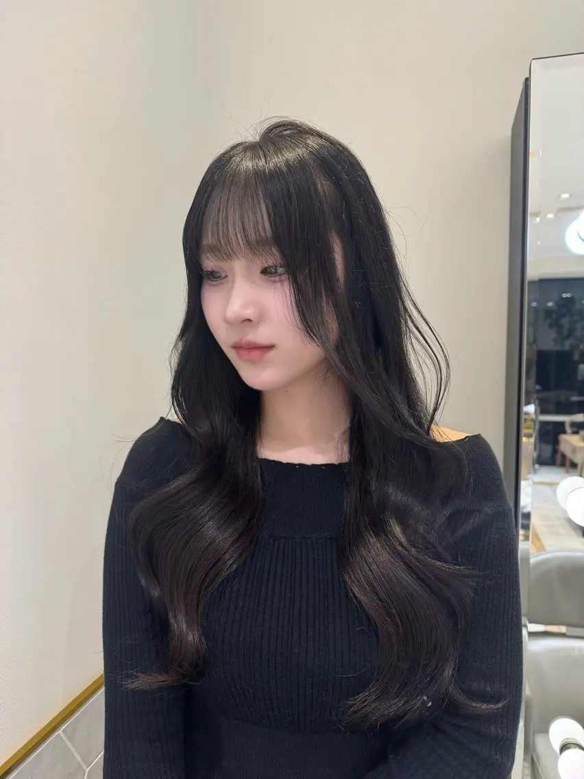 ロング カラー ベージュカラー ラベンダーカラー ラベンダーベージュ costes 今井芽依のヘアスタイル