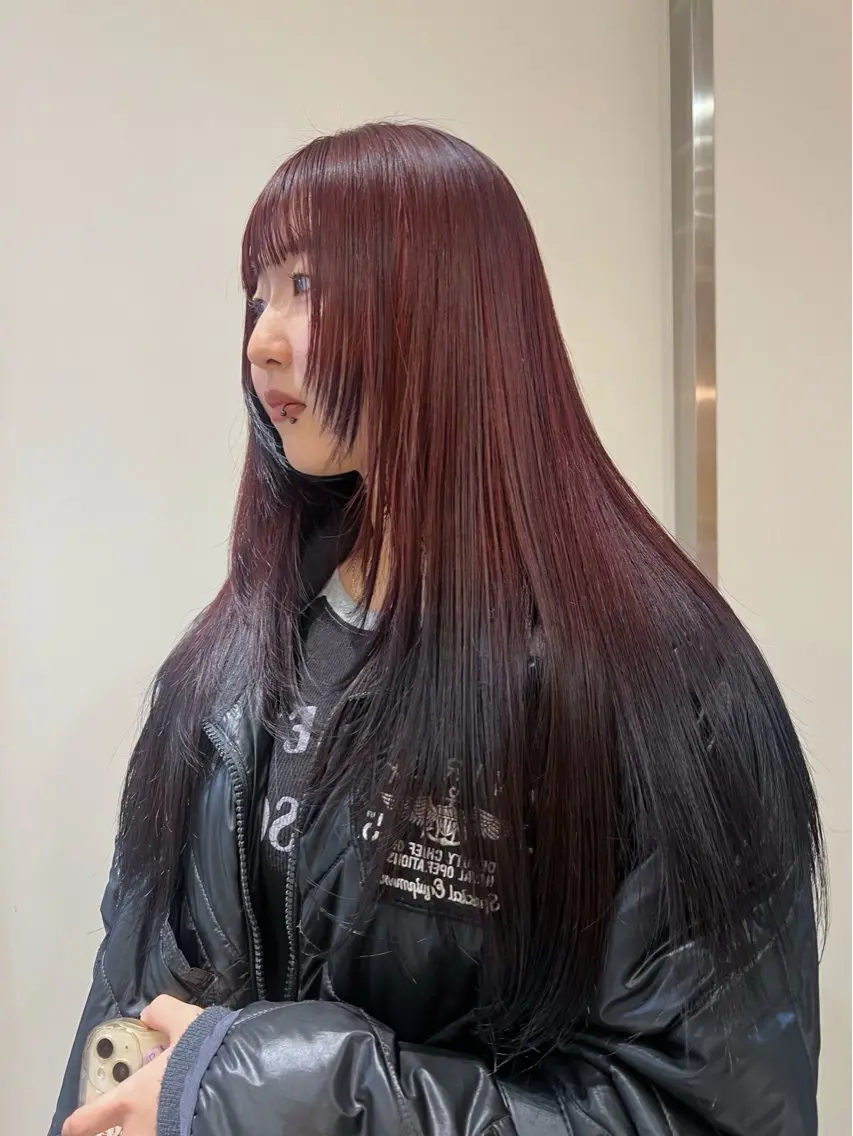 カラー hiyori /ハイトーンカラーのヘアスタイル