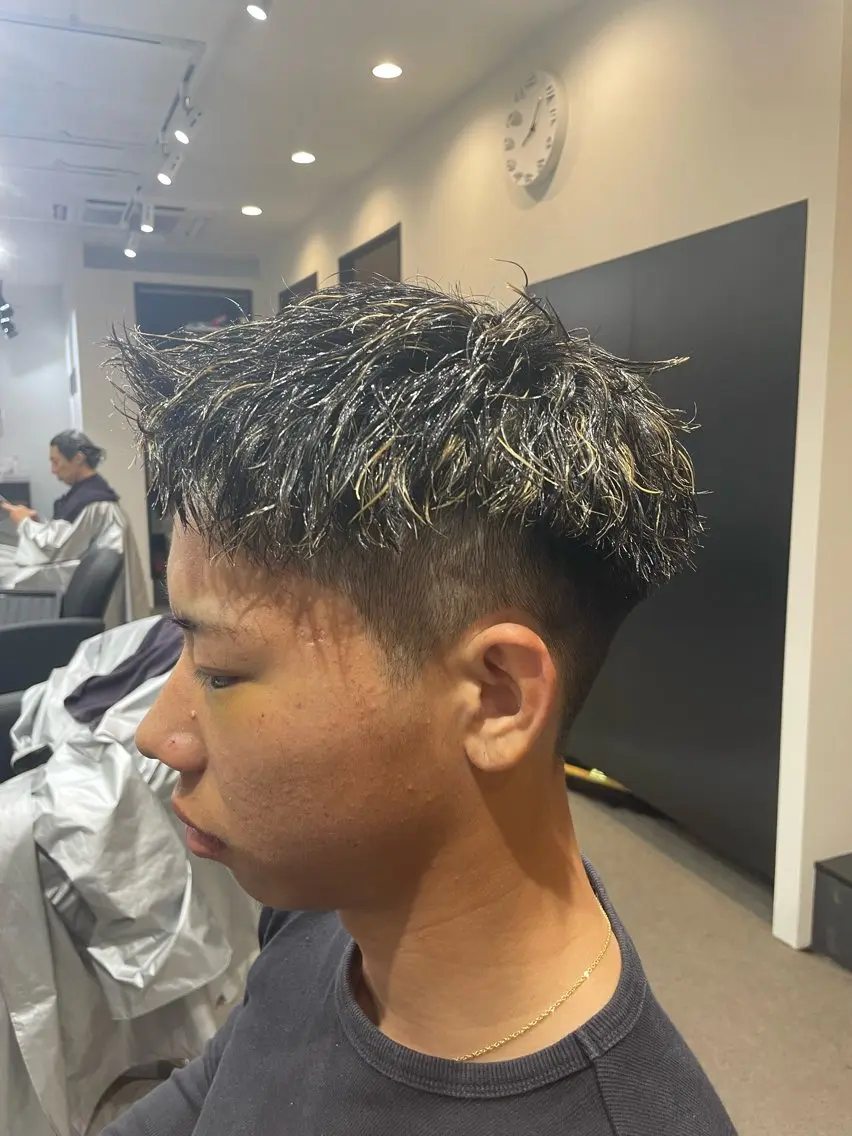カラー パーマ メンズ 杉浦 穏 BLEACHi 安城のヘアスタイル