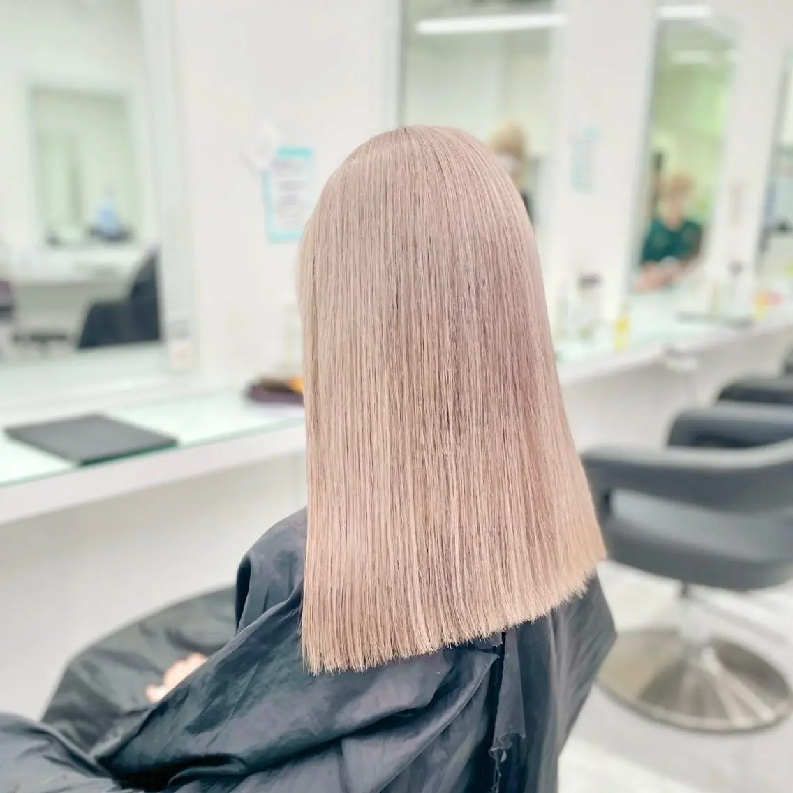 カラー ヘアカラー うる艶モテ髪🪄⭐︎ 💗Manaka💗のヘアスタイル
