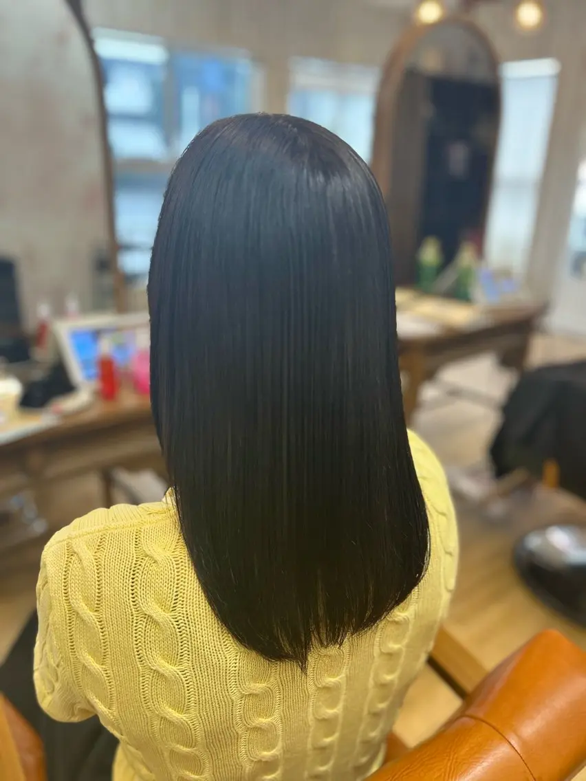 セミロング カラー ヘアカラー トリートメント 高杉 梨苑のヘアスタイル