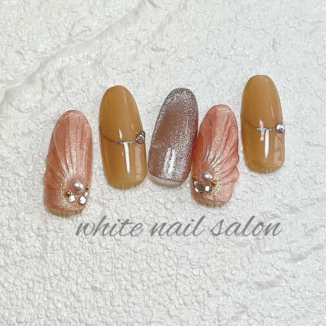 ネイル フットネイル ジェルネイル ハードジェル ラメ(グリッター) 持ち込み white nail salonのネイルデザイン