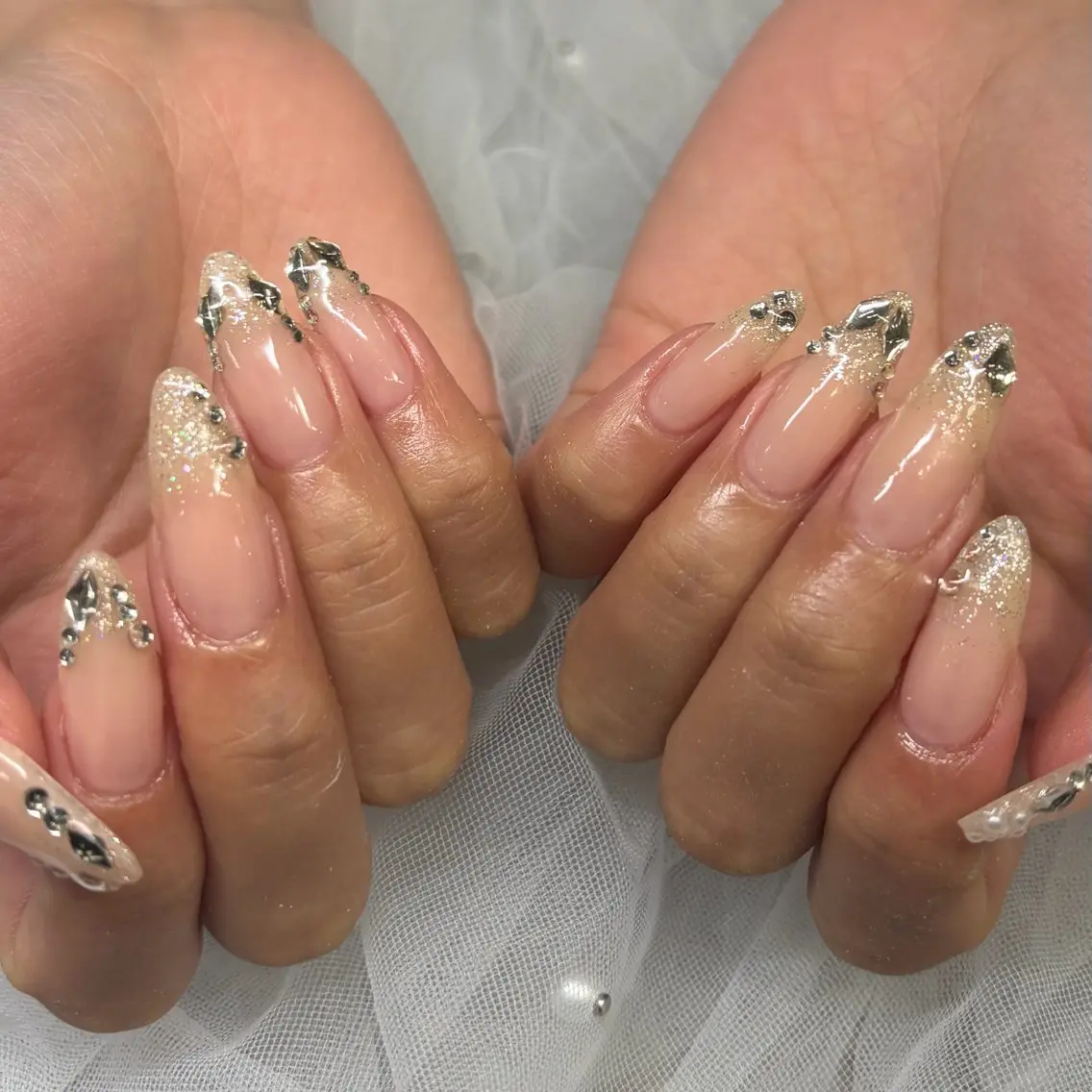 ネイル フラッシュネイル ストーンネイル ハンドネイル Crea IBUKIのネイルデザイン