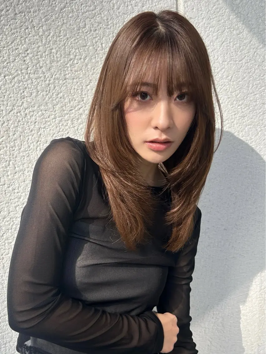 ✂︎カット✂︎ ミディアムレイヤーカット💗 ⚠️カットは当日予約受け付けておりませんの写真