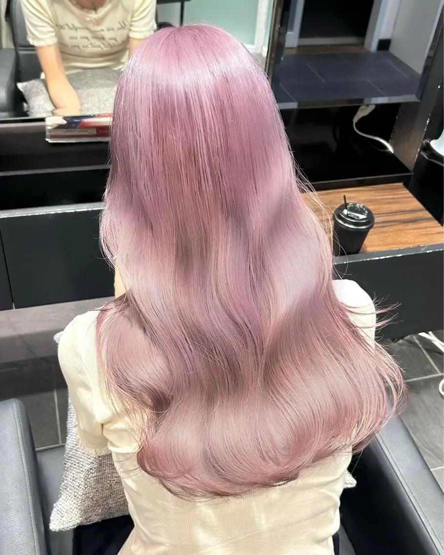 【 根元が気になる方はこちら✨】ブリーチリタッチ+カラー+ダメージ補修トリートメント付き𓈒𓏸︎︎︎︎の写真
