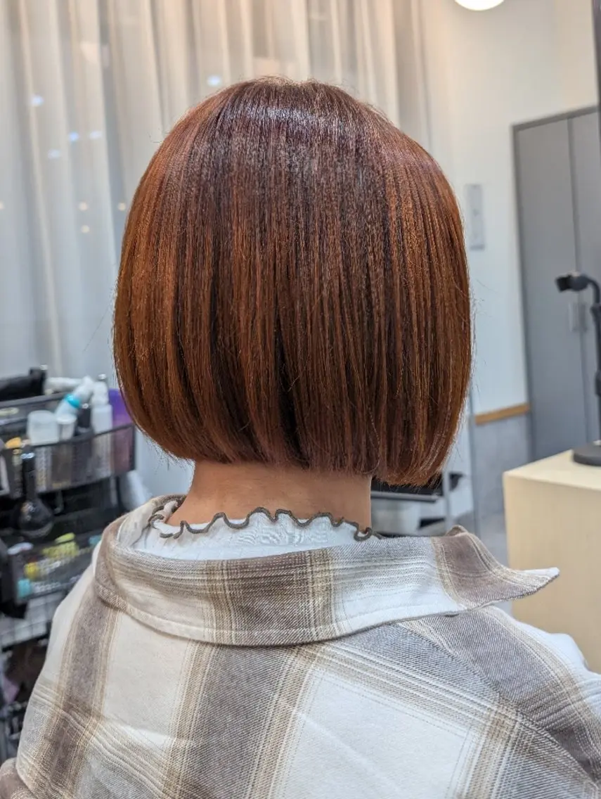 ミディアム カラー 切りっぱなしボブ ボブ ヘアカラー トリートメント 髪質改善/ 上村旺武のヘアスタイル