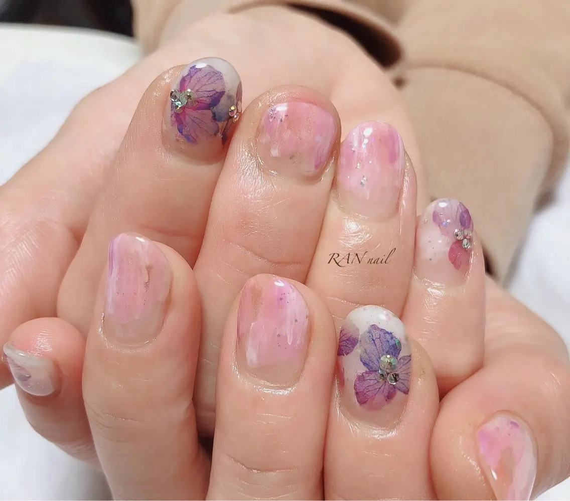 ネイル ジェルネイル ニュアンスネイル オフィスネイル パラジェル ピンク ハンドネイル フットネイル RAN nailのネイルデザイン