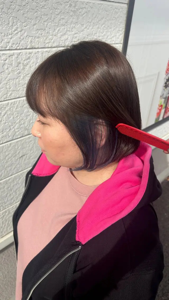 ショート カラー ブリーチ カット ヘアカラー パーマ 縮毛矯正 保科 椎奈のヘアスタイル