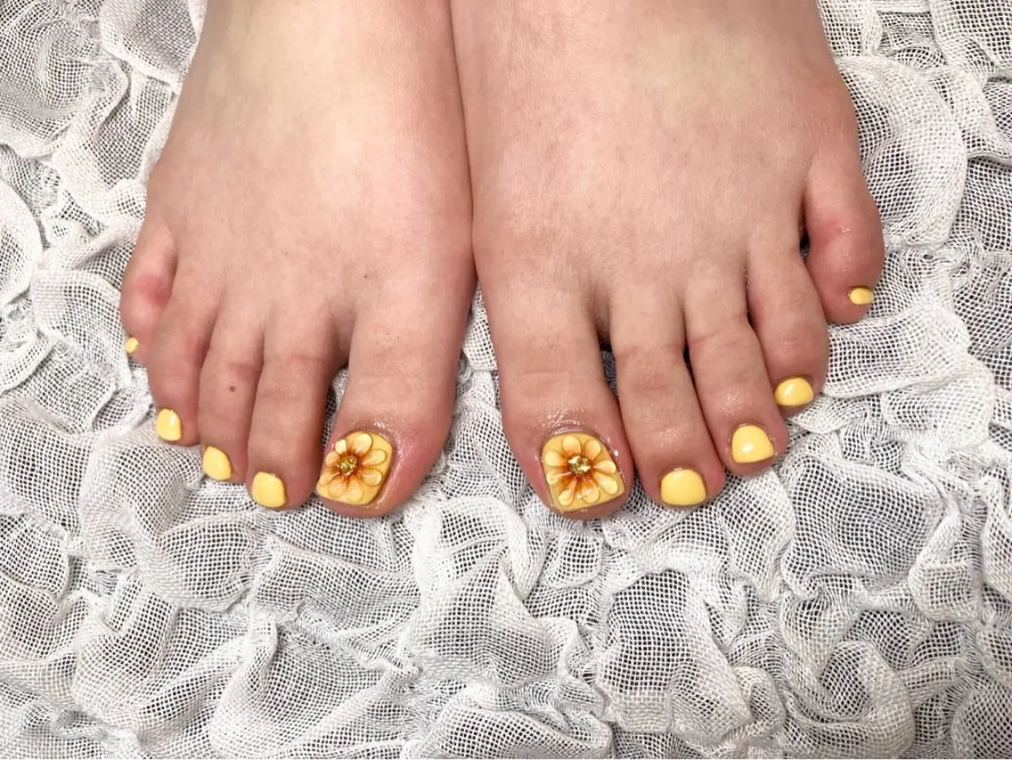 ネイル フットネイル ecrin 💎 mayuのネイルデザイン