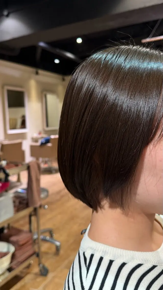 ショート 小松 陽香のヘアスタイル