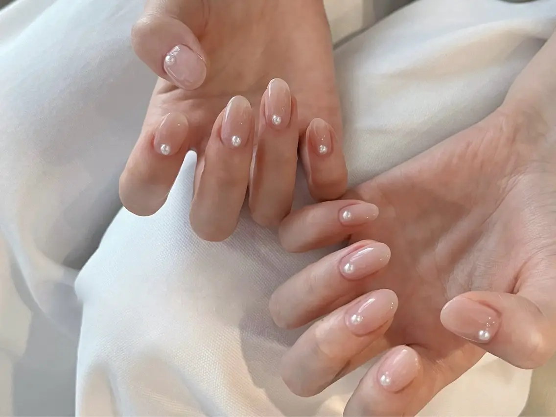 ネイル ブラウン フットネイル フレンチネイル グラデーション 氷ネイル・うるうるネイル ハンドネイル Mixx Nail_ Studioのネイルデザイン