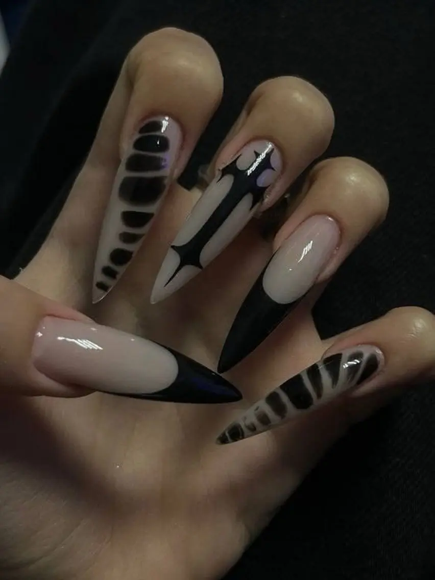 ネイル ハンドネイル HAPPI NAIL CALINのネイルデザイン