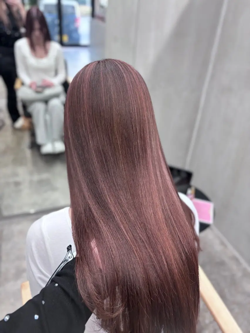 ロング ヘアカラー miloc naha ナナカのヘアスタイル