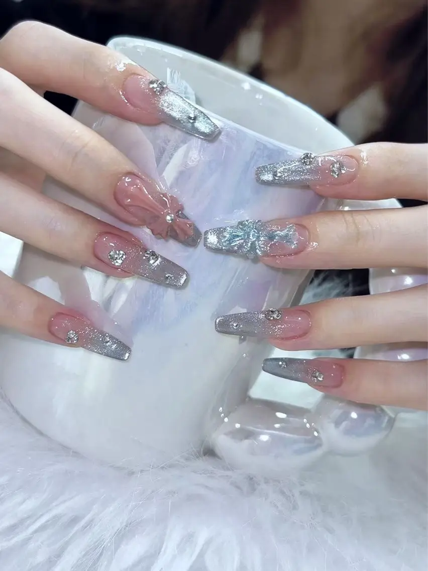 ネイル Glow Nail スカルプ専門店のネイルデザイン