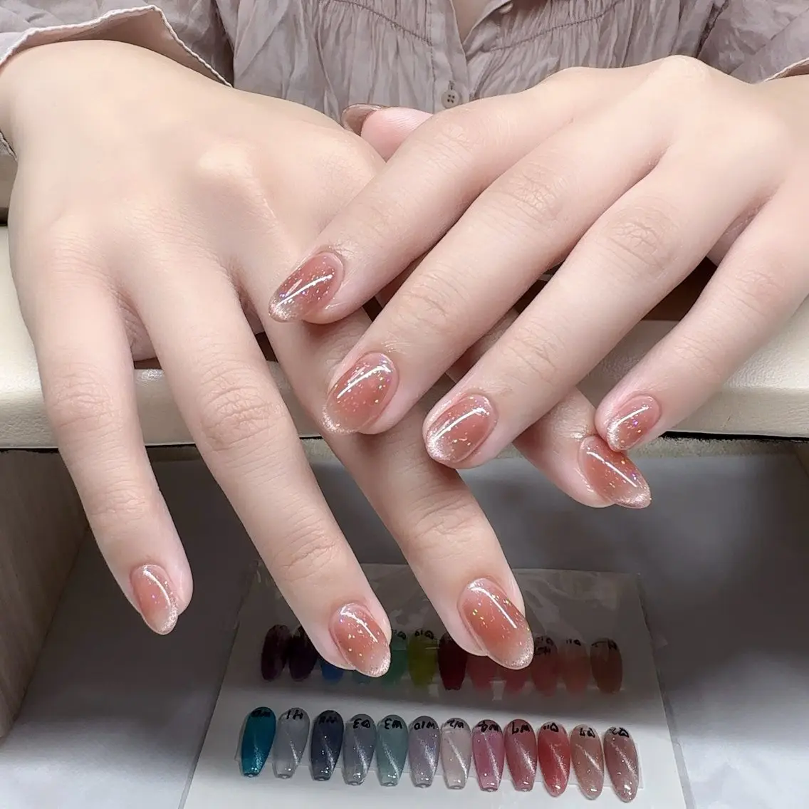 ネイル フレンチネイル マグネットネイル マグネットフレンチ ハンドネイル LOA.NAIL 本八幡店💞Kyouのネイルデザイン