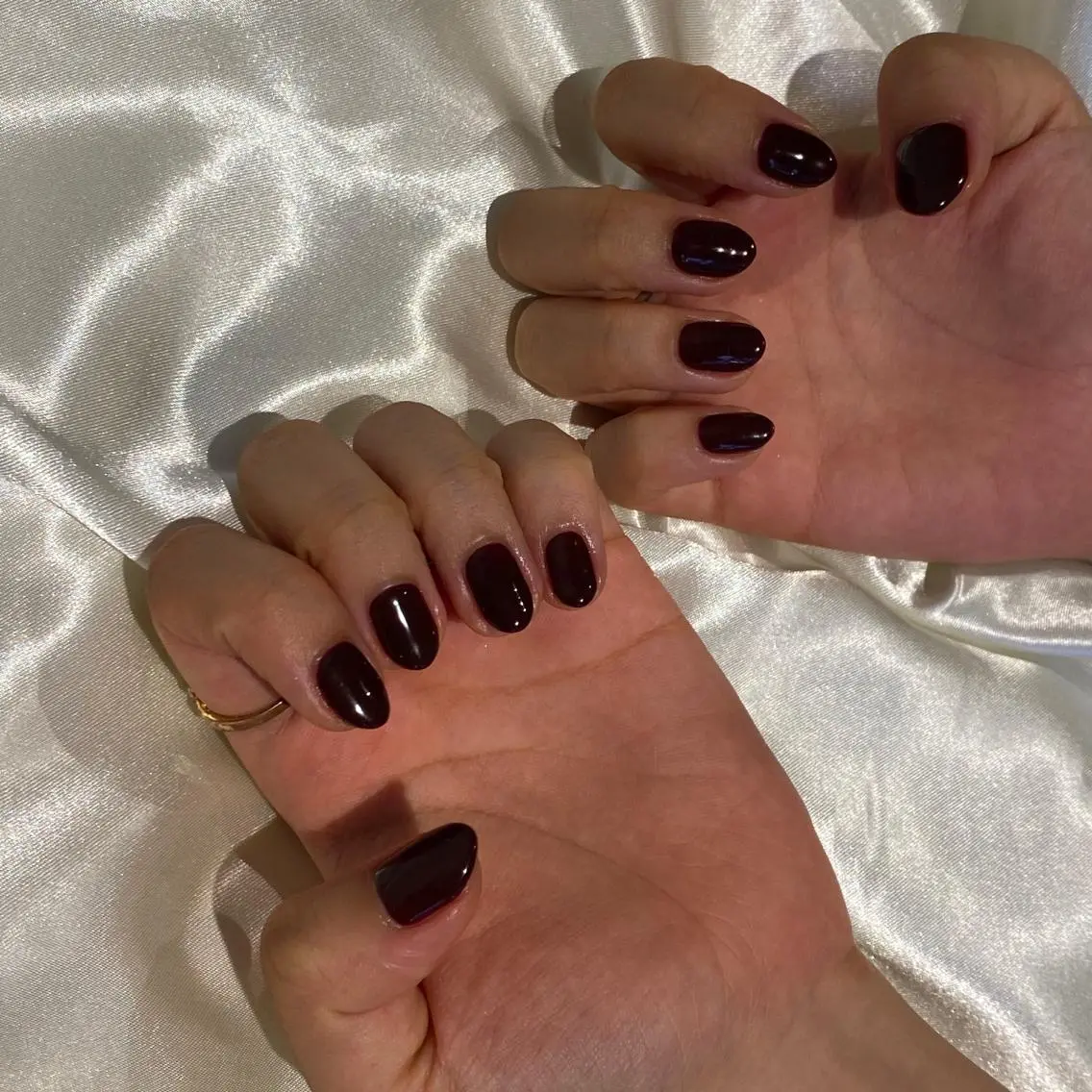 ネイル ハンドネイル ೀガーリーネイル あかぎしおりのネイルデザイン