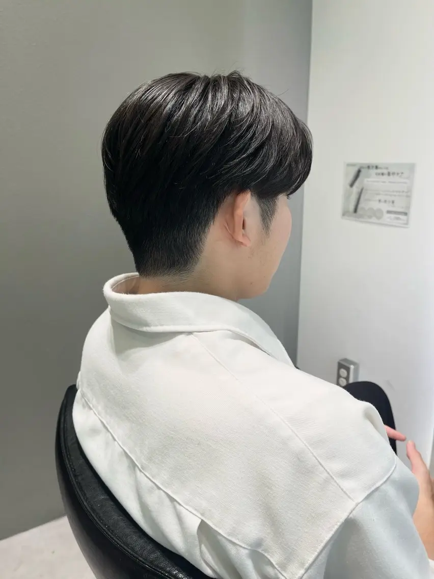メンズ センターパート カット Vale YUSUKEのヘアスタイル