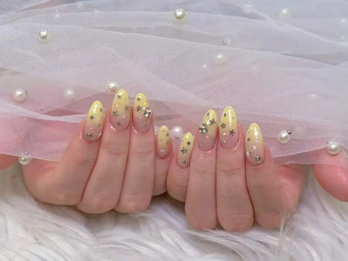 ネイル lucky nail 歌舞伎町のネイルデザイン