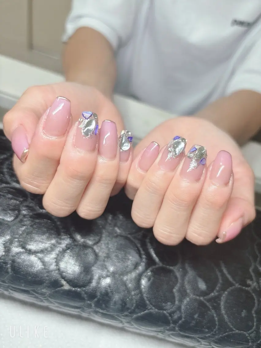 ネイル ハンドネイル 荒井 海輝のネイルデザイン