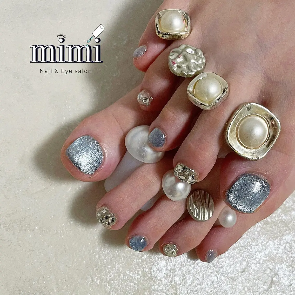 ネイル アートネイル ブルー フットネイル キラキラネイル マグネットネイル Ruru nailのネイルデザイン