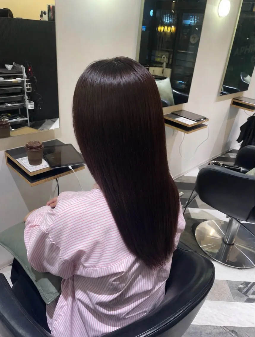 ロング カラー ヘアカラー ゆりあ|カラーモデル 募集中🩶のヘアスタイル