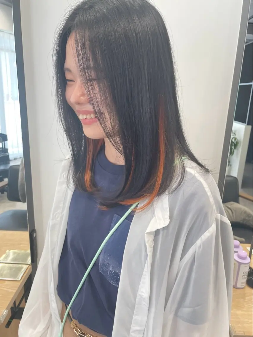 セミロング カラー インナーカラー 森口 竜三のヘアスタイル