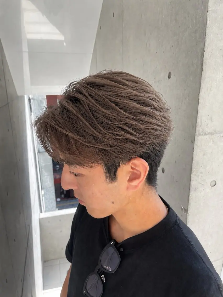カラー 佐藤 暖大のヘアスタイル
