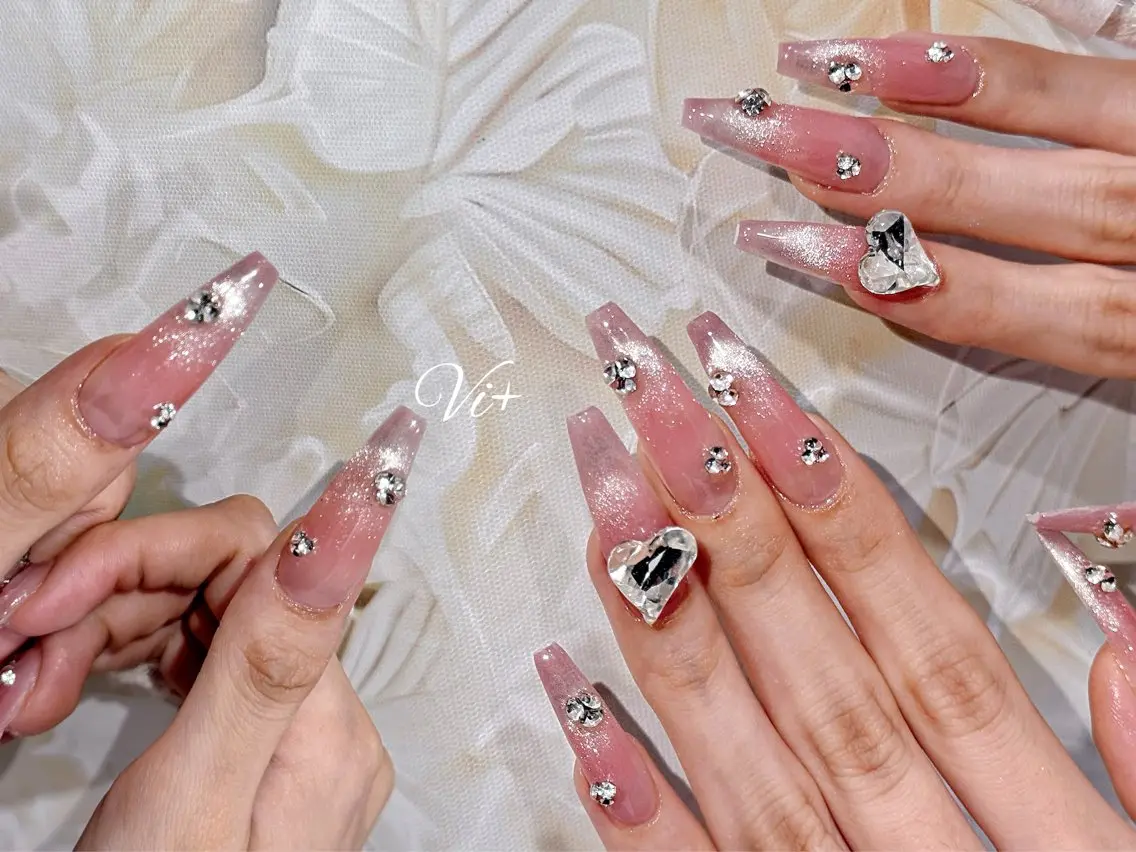 ネイル ハンドネイル ✨Nailsalon Vi+✨のネイルデザイン