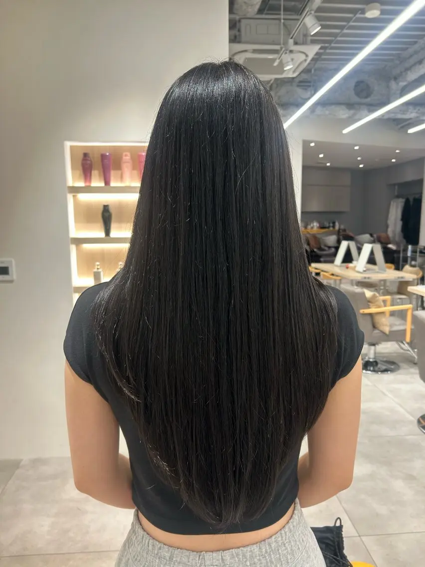 ロング 髪質改善 ヘアカラー Un ami 心那のヘアスタイル