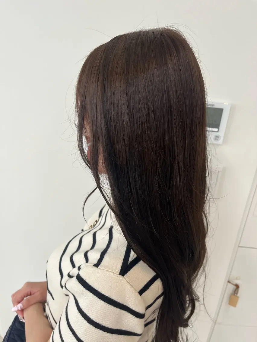 カラー ブラウンカラー ナチュラルヘア🦋 のの  YECCAのヘアスタイル