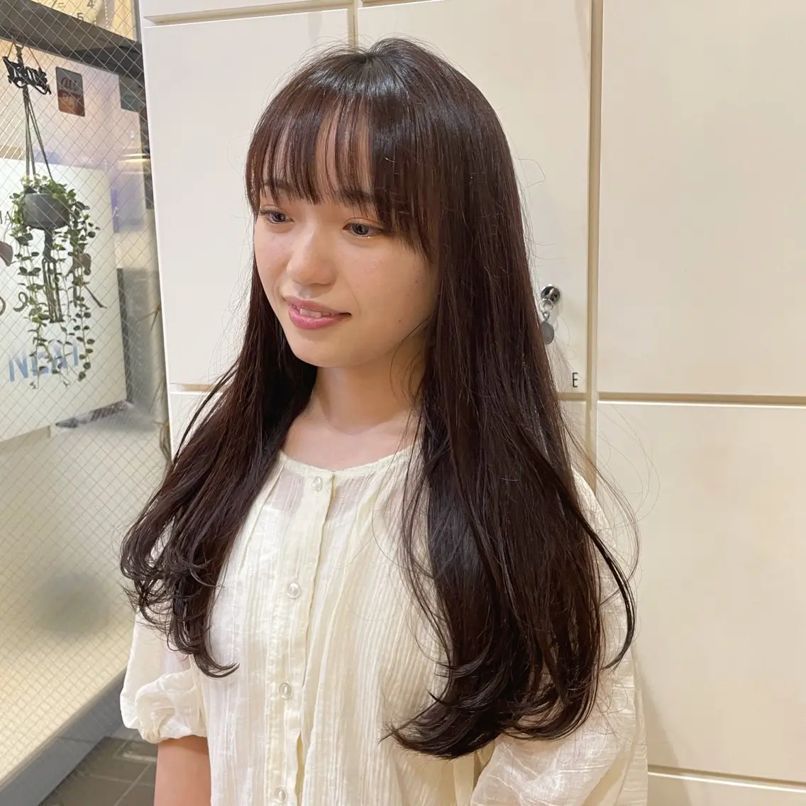 ロング レイヤーカット カット mao♡ベージュ/ 顔周りカットのヘアスタイル