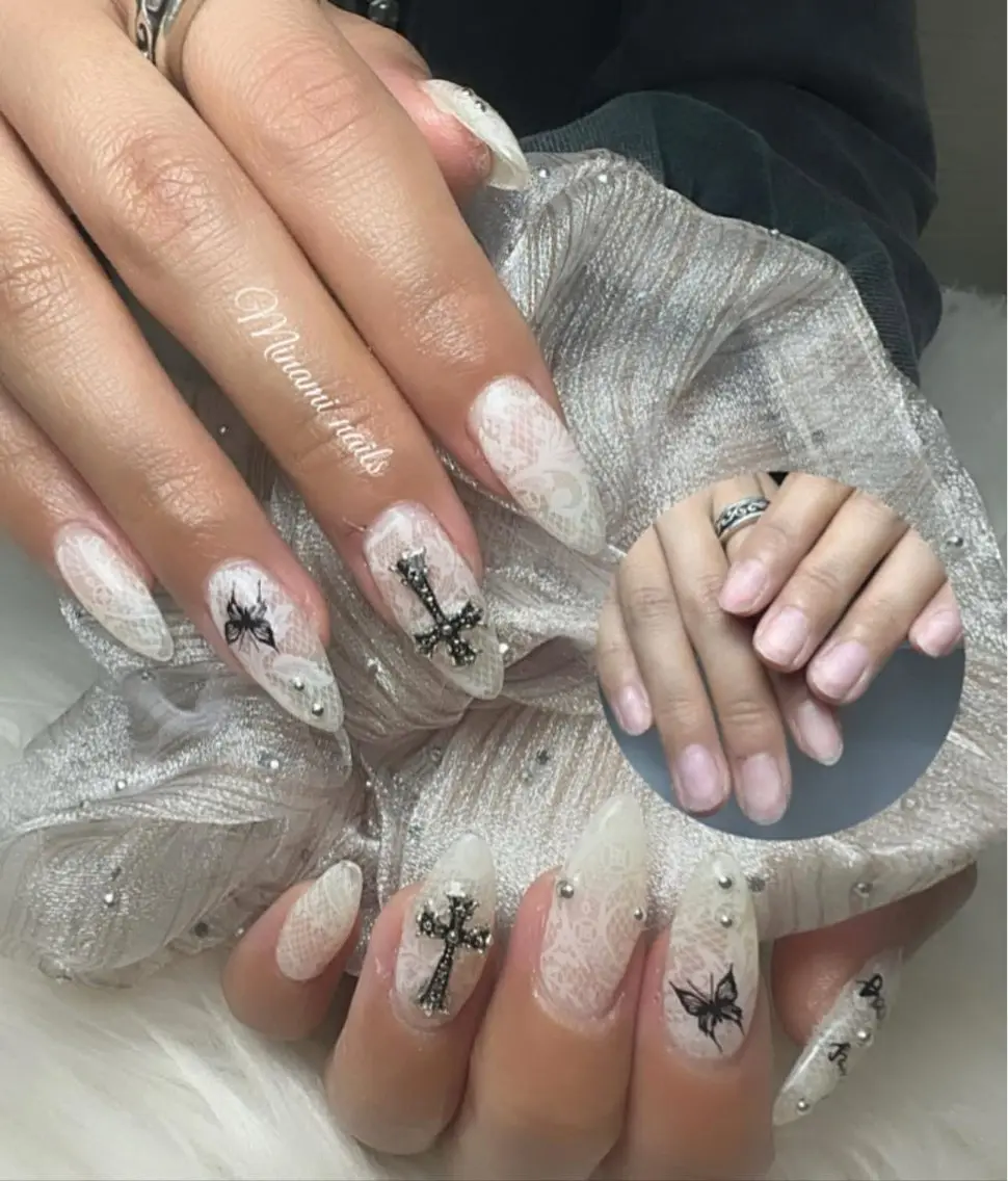 ネイル アートネイル オーロラネイル ガーリー キラキラネイル 韓国ネイル ハンドネイル Minami Nailsのネイルデザイン