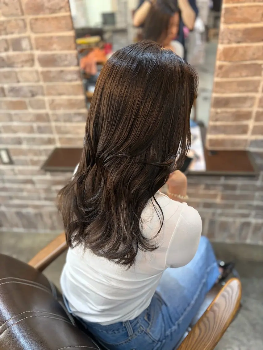 セミロング カット ヘアカラー トリートメント ACRO Hirokiのヘアスタイル