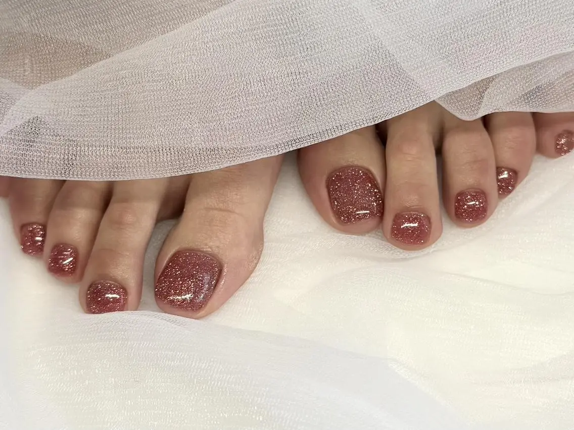 【フット】🍓キラキラ✨フラッシュラメの写真