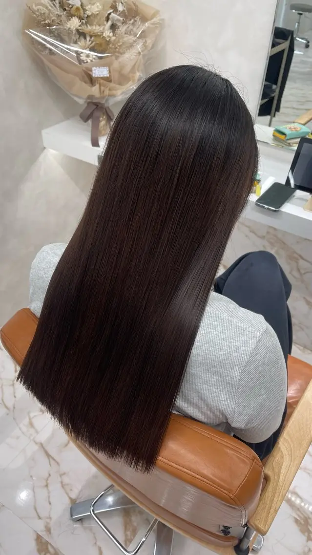 ロング SLASHスラッシュ 木下結月果のヘアスタイル