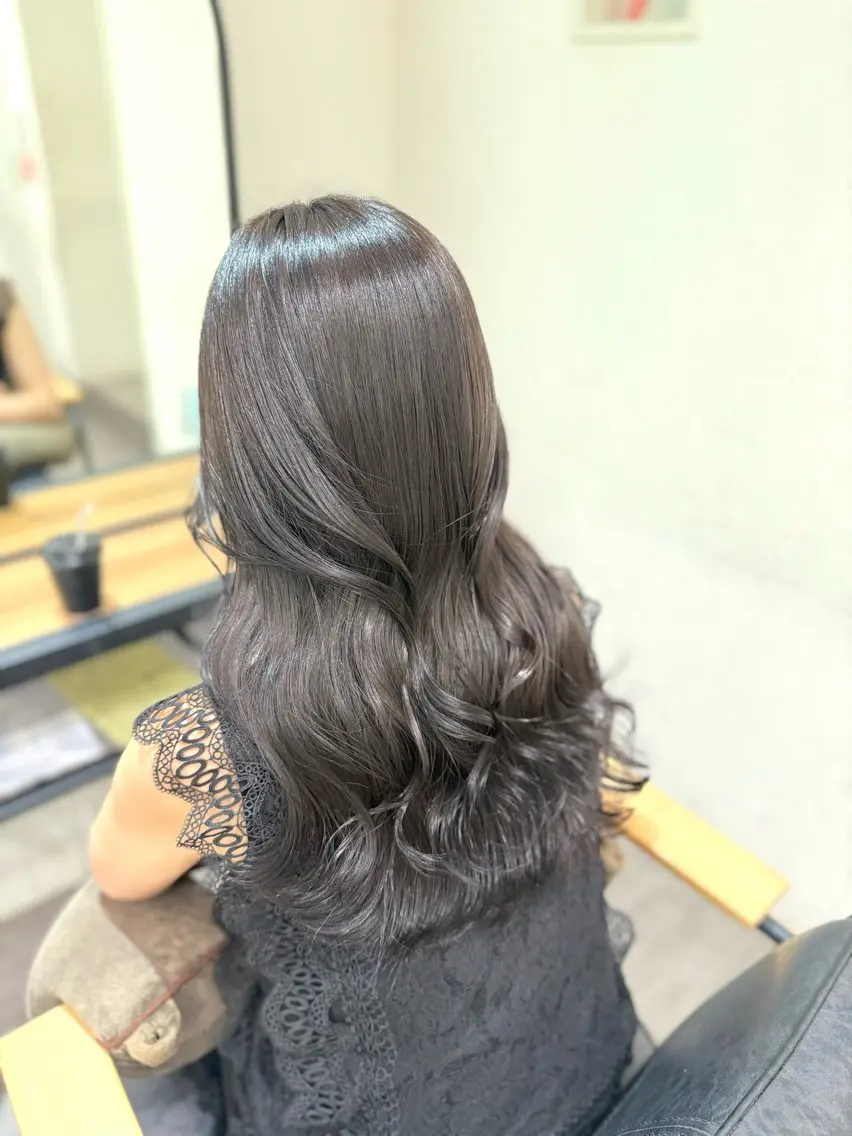 ロング カラー グレージュ シアーグレージュ ヘアカラー cocotte🫧 絹村 琴美のヘアスタイル
