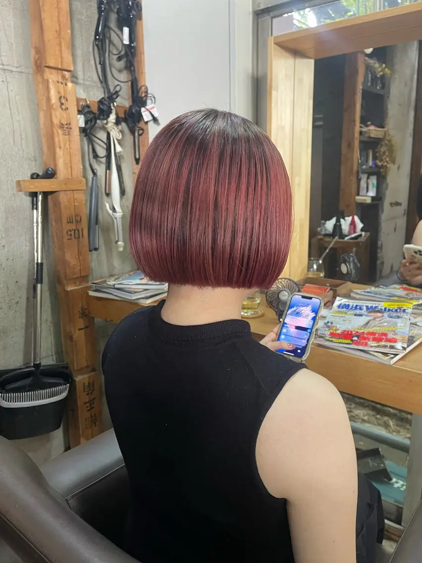 ショート カラー 大村 日向子のヘアスタイル