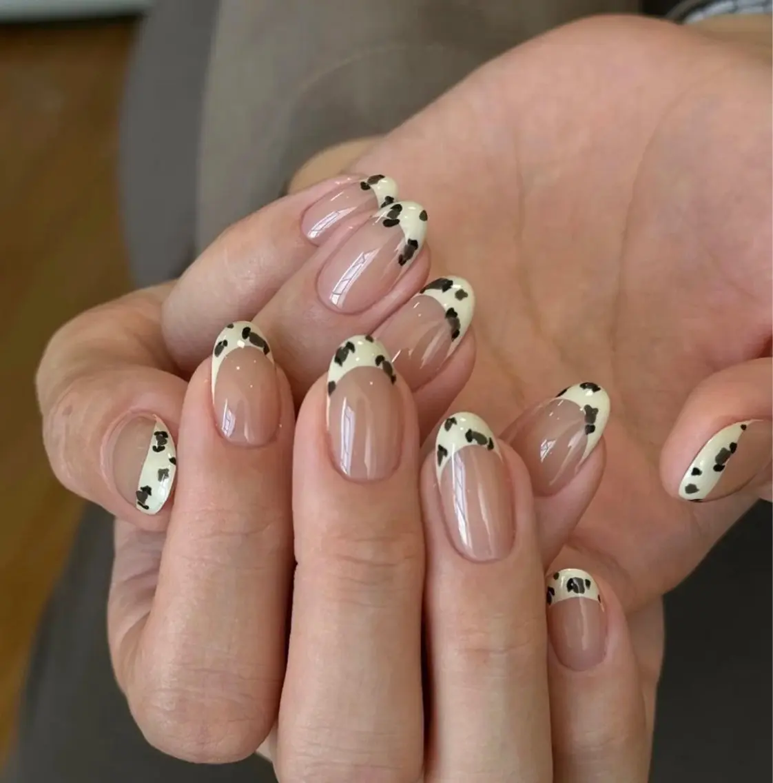 ネイル ハンドネイル ハンドケア 🍑 momo_nailのネイルデザイン