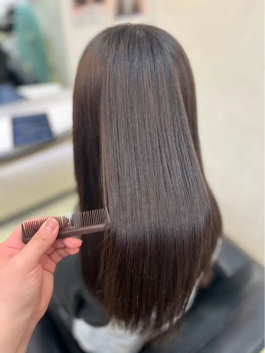 ロング 縮毛矯正 川島 葉菜のヘアスタイル