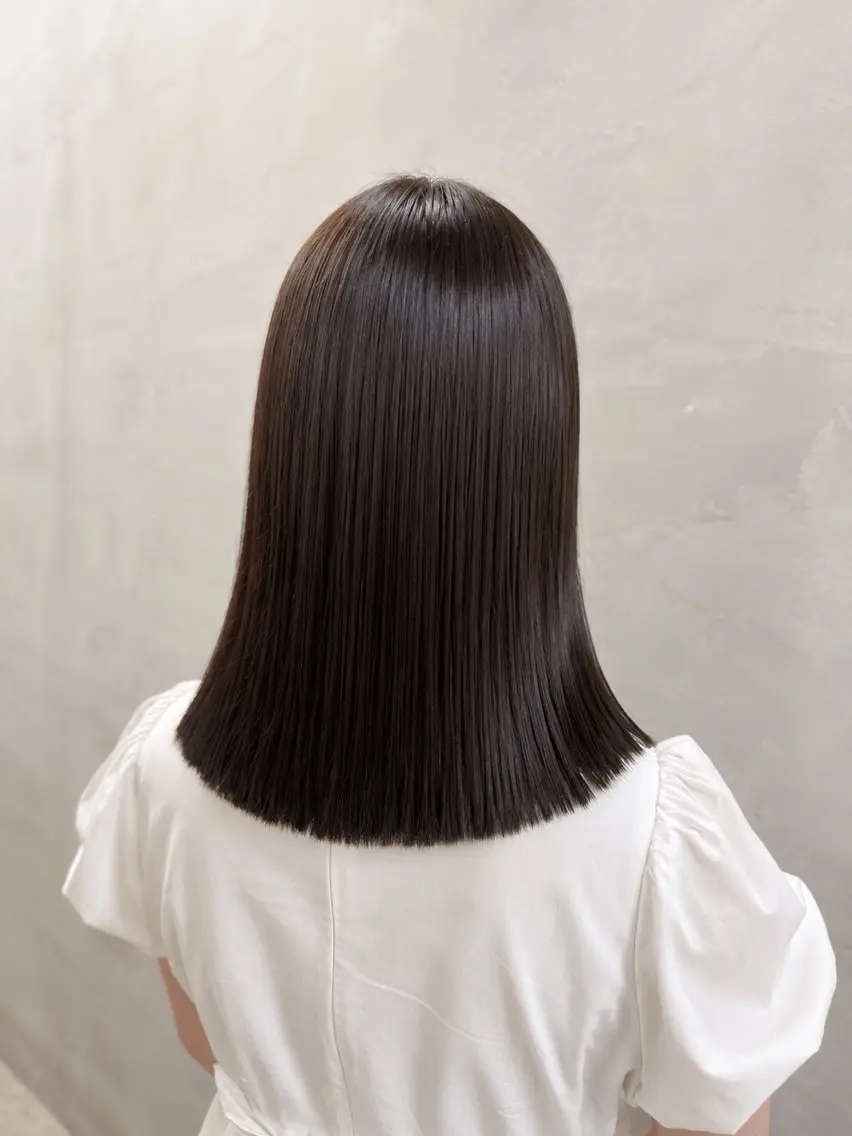 【クセが気になる方へ】 Premium艶髪ストレート(縮毛矯正)+カット ¥17900の写真
