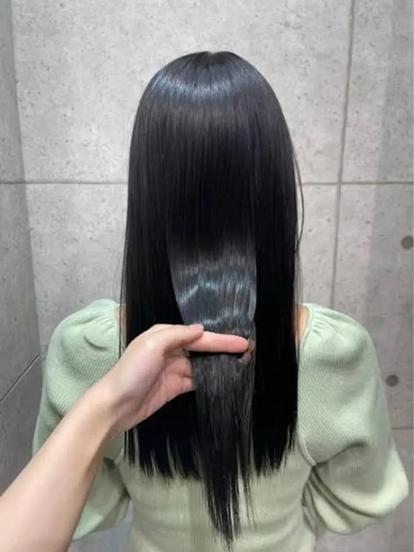 ロング かがみ/メンテナンス カット無料のヘアスタイル