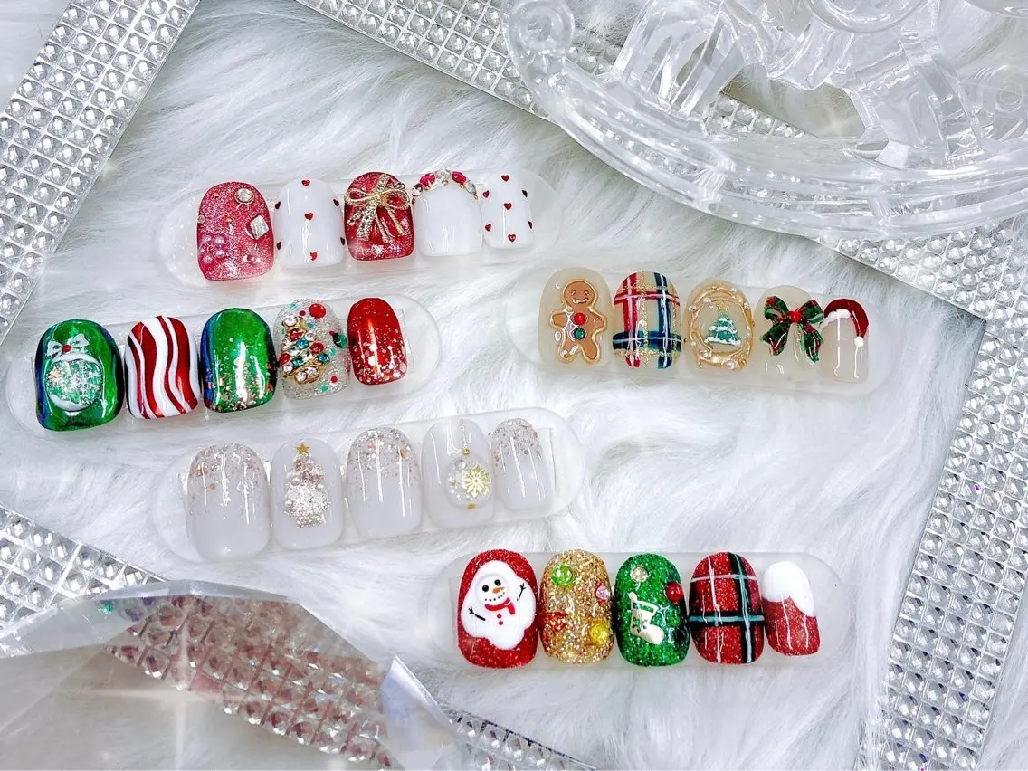 ネイル 冬ネイル クリスマス Nail&Eye lashレクランのマツエク・マツパデザイン
