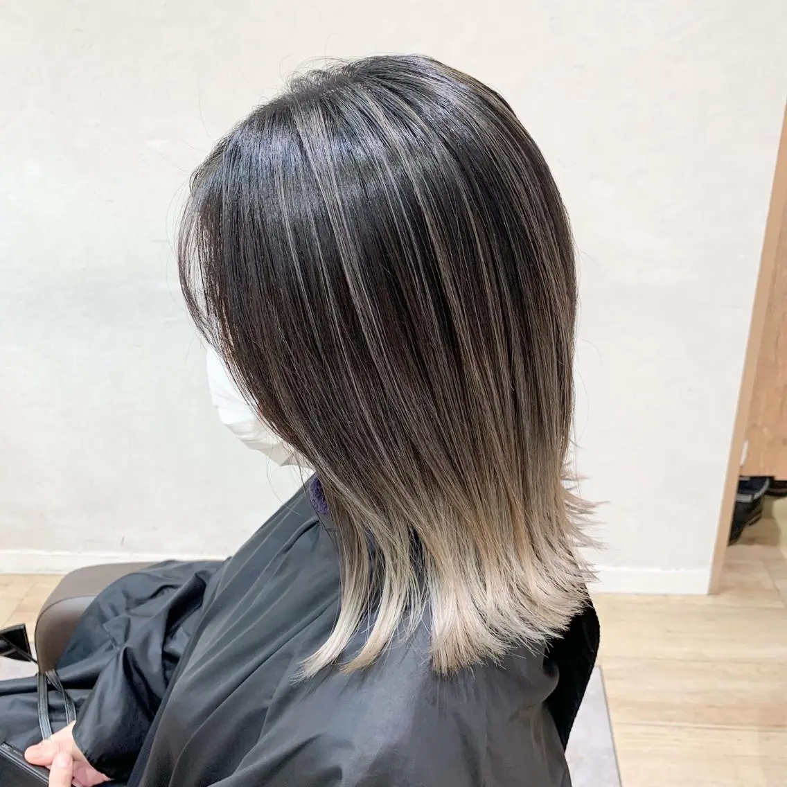 ミディアム カラー バレイヤージュ レイヤーカット 🌟miyuki モデルさん大募集のマツエク・マツパデザイン
