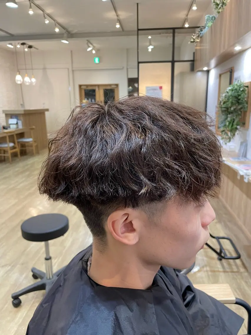 パーマ 上田 皇明のヘアスタイル