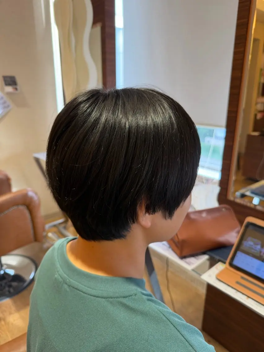 ショート 一岡 小幸のヘアスタイル